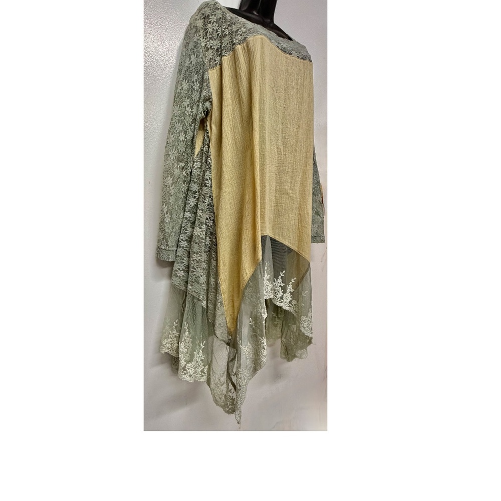 Monkey Mango Lacy Top, made in Vietnam, Green & Cream Colors, Free Size